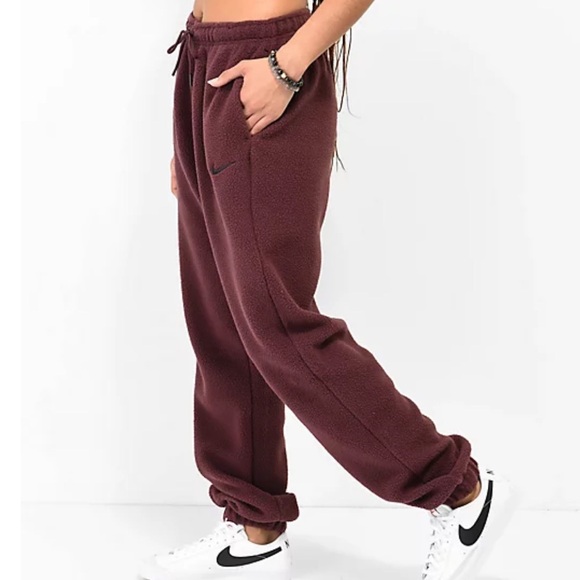 Nike Sportswear Plush Burgundy Crush Sherpa - Picture 7 of 8